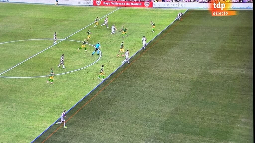 El VAR concede un gol de Camello para luego rectificar y anularlo 2 img 0972 1