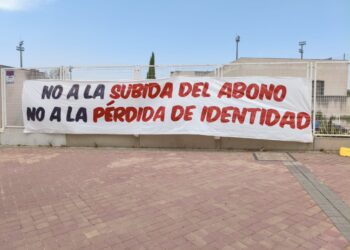pancartas afición Rayo