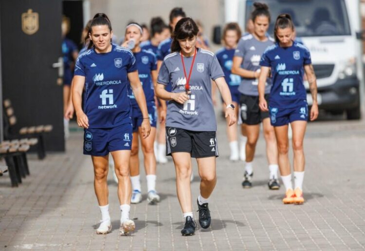 Blanca Romero, la preparadora de la Selección Española Femenina que empezó su andadura en el Rayo Femenino 1 Blanca Romero