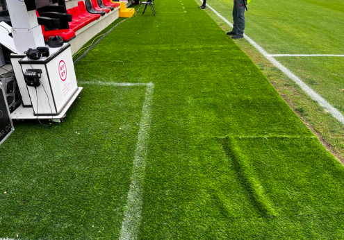 Cambios en la zona de banquillos del Estadio de Vallecas 1 estadio de Vallecas