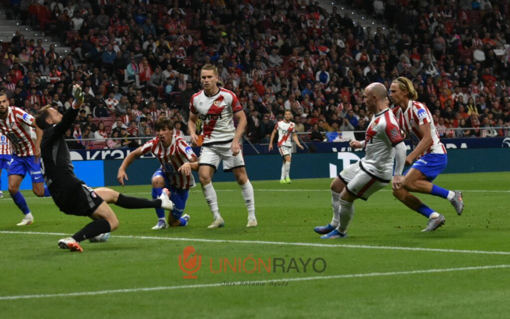 Oblak evito el 1-2 de Isi en el Metropolitano