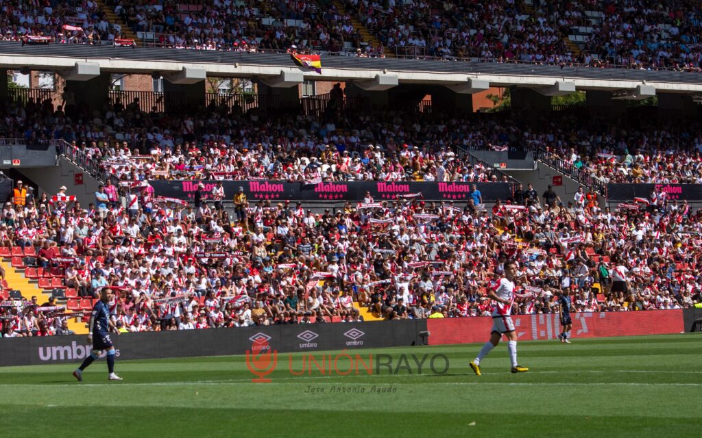El Rayo, de los equipos que menos denuncias ha recibido de Antiviolencia 2 Vallecas volvió a rugir