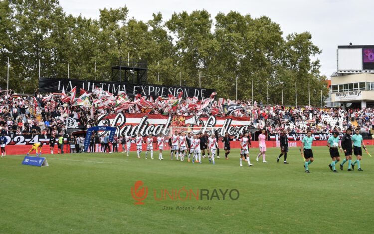 Vallecas volvió a vestirse de gala ante el Sevilla 1 e2fb2631 5d9b 406e 9dfc 4b1c3e083326