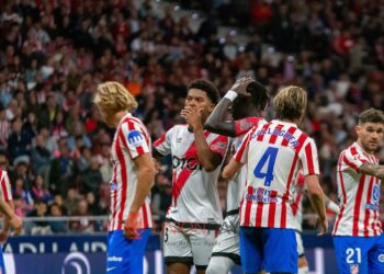 f78701d4 3800 4e2c bd01 a23814b65b41