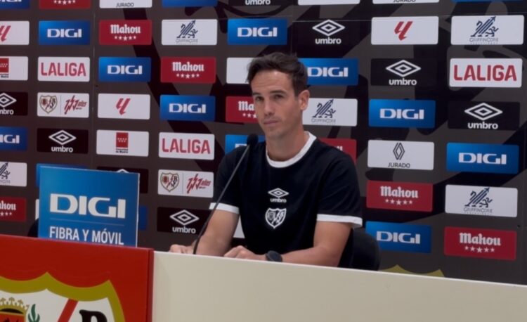 Íñigo Pérez en la previa del Osasuna – Rayo: “No quiero ver tristeza en el aficionado del Rayo en una temporada histórica” 1 img 0848