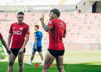 entrenamiento Rayo, regreso internacionales