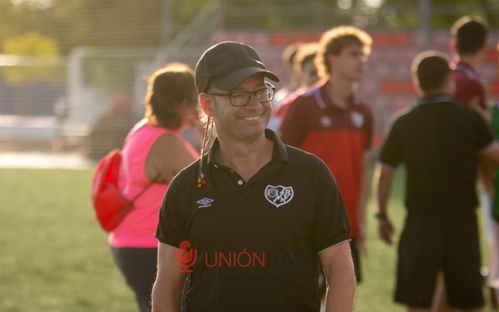 El rocambolesco cambio en los banquillos de la cantera del Rayo Vallecano tras la destitución de Jorge Vallejo