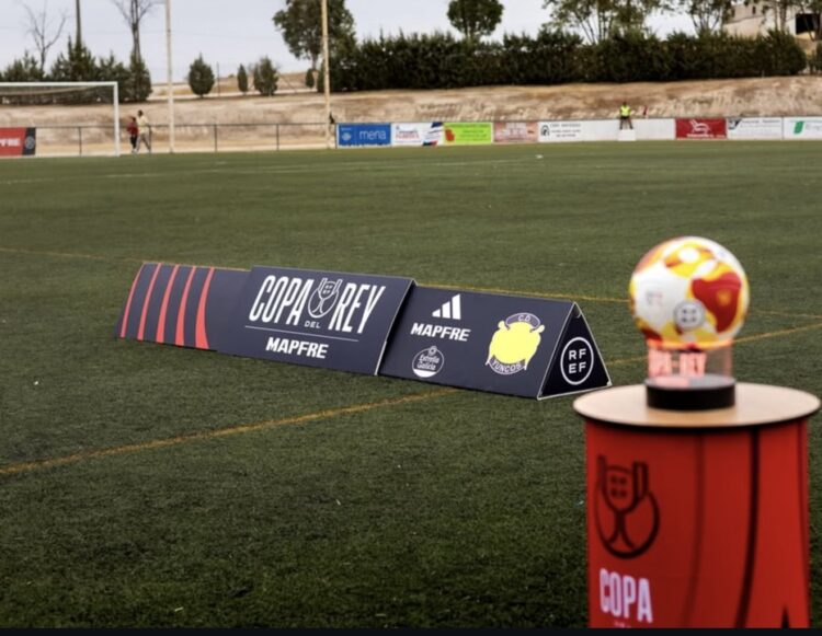 Estadio Villa de Yuncos. Vía: @clubdeportivoyuncos
