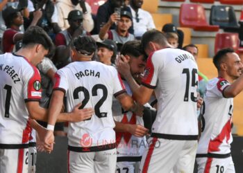 c5b8f156 20a2 45b9 871a 3dc9b89a3d5a 1