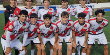Juvenil A. Vía: @Rayo_academia