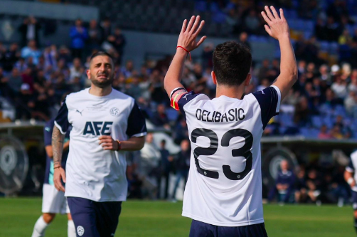 Homenaje a Delibasic con un partido solidario en el Rico Pérez 1 Homenaje Delibasic