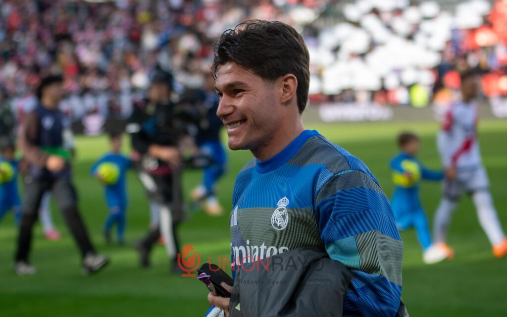 Fran García fue expulsado en 1 minuto con el Real Madrid 2 Fran Garcia ovacionado regreso Vallecas