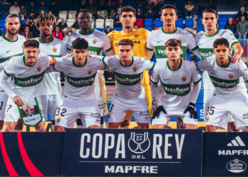 Fuente: Web oficial del Elche. Alineación del Elche en el partido de 1/16 de Copa contra el Eibar