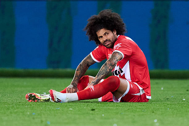 VITORIA-GASTEIZ, SPAIN - MARCH 29: Aridane Hernandez of Rayo Vallecano reacts during the LaLiga match between Deportivo Alaves and Rayo Vallecano at Estadio de Mendizorroza on March 29, 2025 in Vitoria-Gasteiz, Spain.