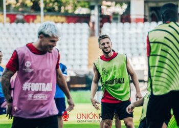 Balliu Chavarría entrenamiento Rayo