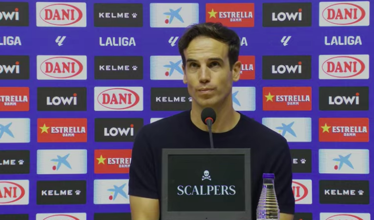 Íñigo Pérez tras perder ante el Espanyol: "Es una derrota y sacamos muy pocas cosas positivas" 1 Iñigo Pérez