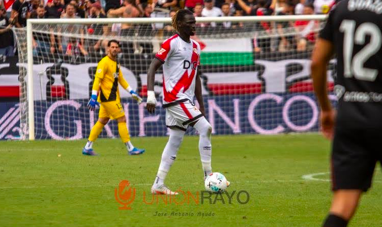 Pathe Ciss, última semana en Vallecas antes de poner rumbo a la Copa África 1 Ciss Rayo