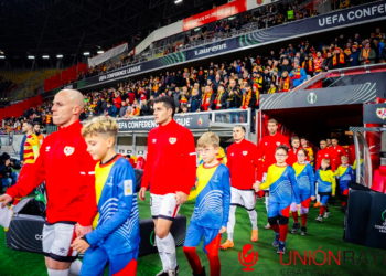 Rayo Isi Camello Conference League