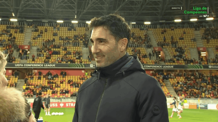 Cobeño, en la previa ante el Jagiellonia: “Pululu no está en nuestra lista de fichajes y fue solo un rumor” 1 Cobeño declas jaiellonia