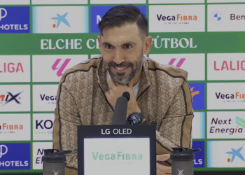 Eder Sarabia rueda de prensa elche-rayo 2025-26