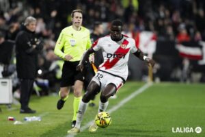 La acción surrealista del partido: Isi evitó el gol de Mendy ante el Betis 2 Nobel Mendy