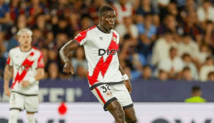 Mendy se retiró lesionado en el duelo ante el Valencia 1 Nobel Mendy
