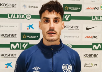 Óscar Valentín declas elche rayo 2025-26