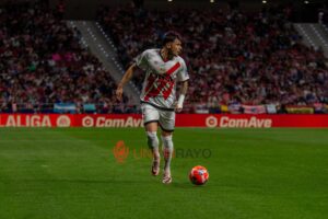 Iñigo apostó por Ratiu como extremo derecho ante el Jagiellonia 2 Ratiu