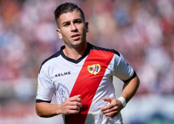 MADRID, SPAIN - OCTOBER 21: Adrian Embarba of Rayo Vallecano looks on during the La Liga match between Rayo Vallecano de Madrid and Getafe CF at Campo de Futbol de Vallecas on October 21, 2018 in Madrid, Spain. (Photo by Quality Sport Images/Getty Images)