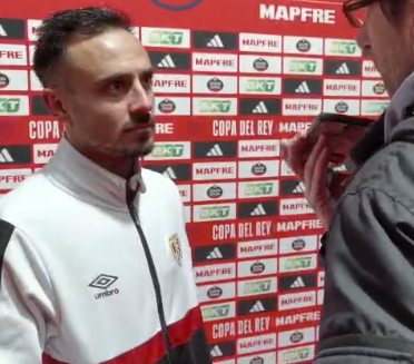Álvaro García, tras la victoria ante el Granada: "Somos un equipo muy intenso. Si no hacemos eso se nos complica cualquier partido" 1 Alvaro García declas granada