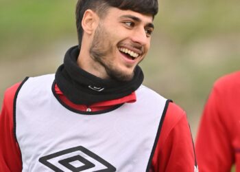 Carlos Martín ya entrena con el Rayo