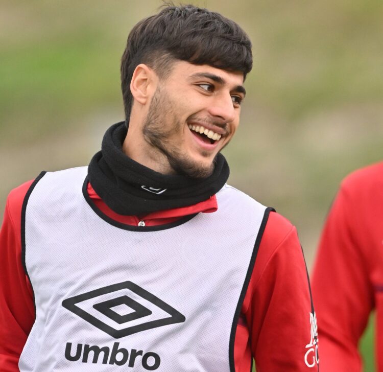 Carlos Martín ya entrena con el Rayo