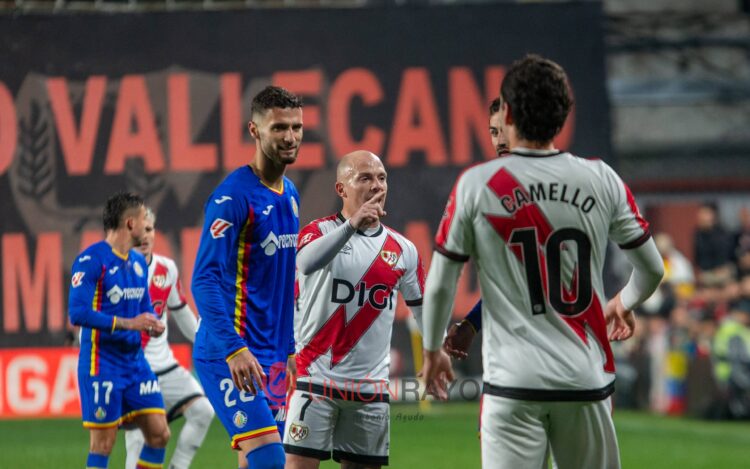 Rayo Getafe Isi Camello contracronica