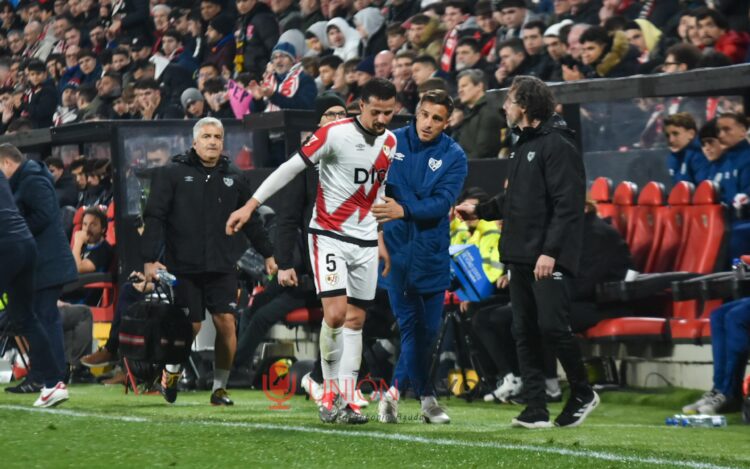 Luiz Felipe vuelve a lesionarse tras casi cuatro meses sin ser titular en LaLiga 1 Luiz Felipe titular y lesión