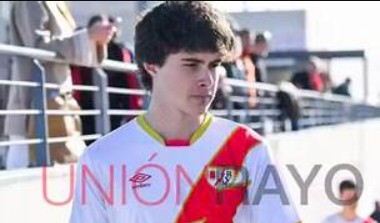 El excanterano del Rayo Marcos Parriego abandona el Barcelona 1 Marcos Parriego en el Rayo Vallecano