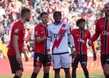 Nteka convocado futuro en el aire