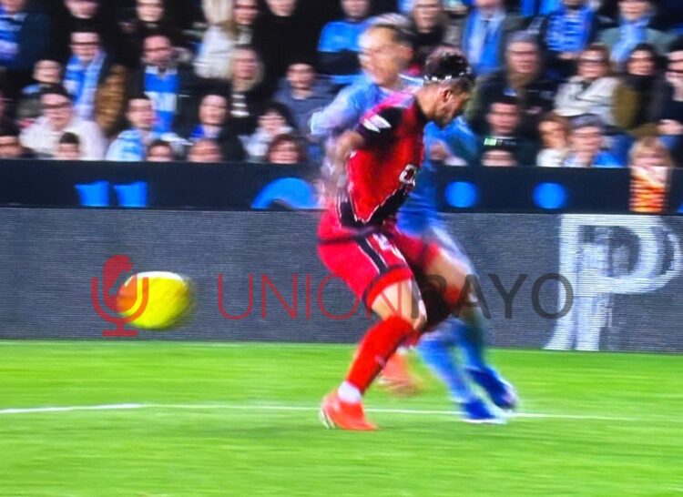 Penalti Pacha Espino