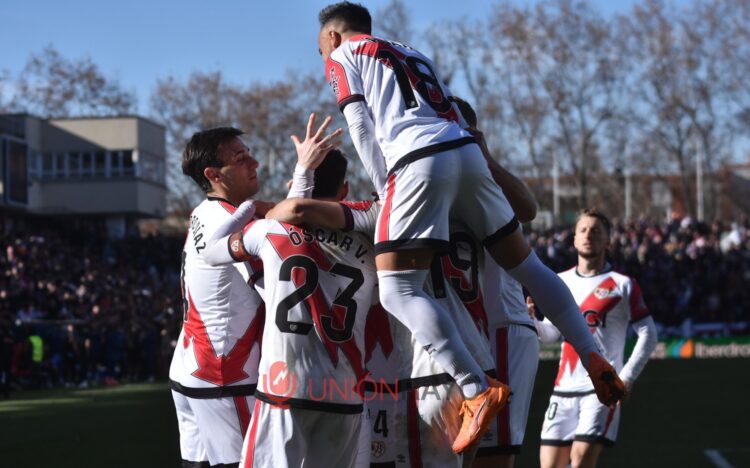 f64436c9 b999 495a b088 a88e1e1fe601