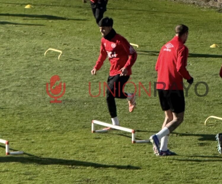 Ilias Akhomach inscrito con el Rayo Vallecano 1 img 7835