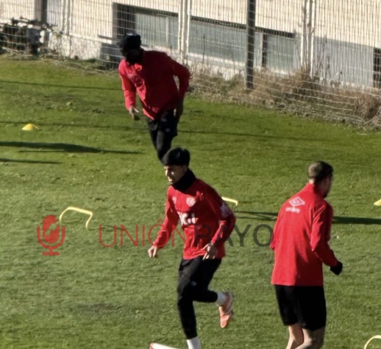 Ilias Akhomach y Pathe Ciss ya entrenan con el Rayo 1 img 7836