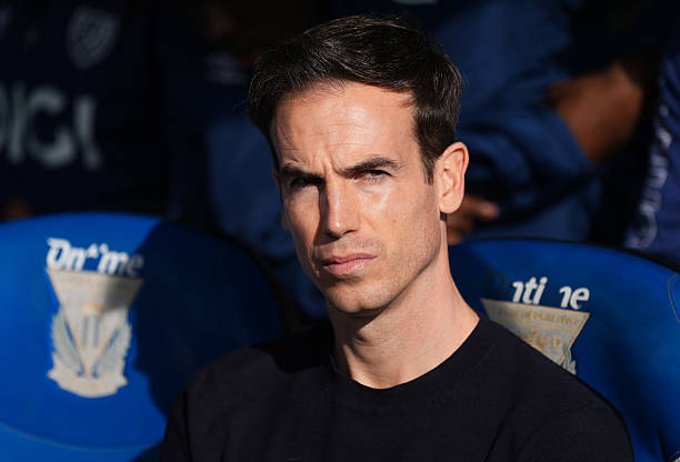 Iñigo acertó con Fran Pérez como titular en Butarque 1 LEGANES, SPAIN - FEBRUARY 15: Inigo Perez, Head Coach of Rayo Vallecano, looks on prior to the LaLiga EA Sports match between Rayo Vallecano de Madrid and Atletico de Madrid at Estadio Municipal de Butarque on February 15, 2026 in Leganes, Spain. (Photo by Angel Martinez/Getty Images)