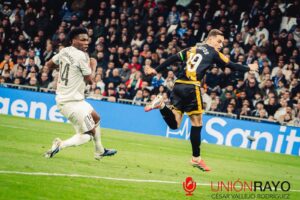 Real Madrid 2-1 Rayo Vallecano: "Mbappe le roba dos puntos al Rayo con un gol de penalti en el 100" 3 Jorge de Frutos gol Rayo Real Madrid