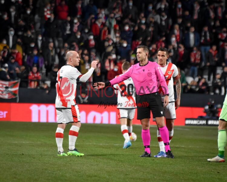 Adrián Cordero Vega arbitrará el Barcelona-Rayo Vallecano 1 Adrián Cordero Vega