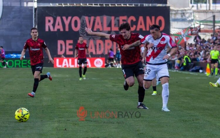 El gran momento del Pacha Espino desplaza al banquillo Pep Chavarría 1 Pacha Espino