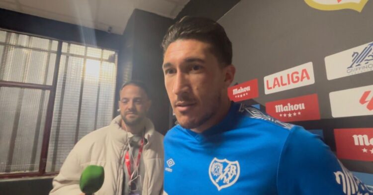 Pacha Espino, tras el empate ante el Levante: "Las piernas pesan, pero el corazón y la cabeza pueden más y hay mucha ilusión" 1 Pacha Espino