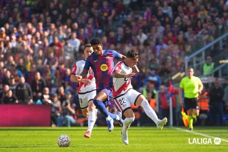 Carlos Martín y el Pacha Espino tuvieron las más claras para puntuar ante el Barcelona 1 Pacha Espino Rayo Barça