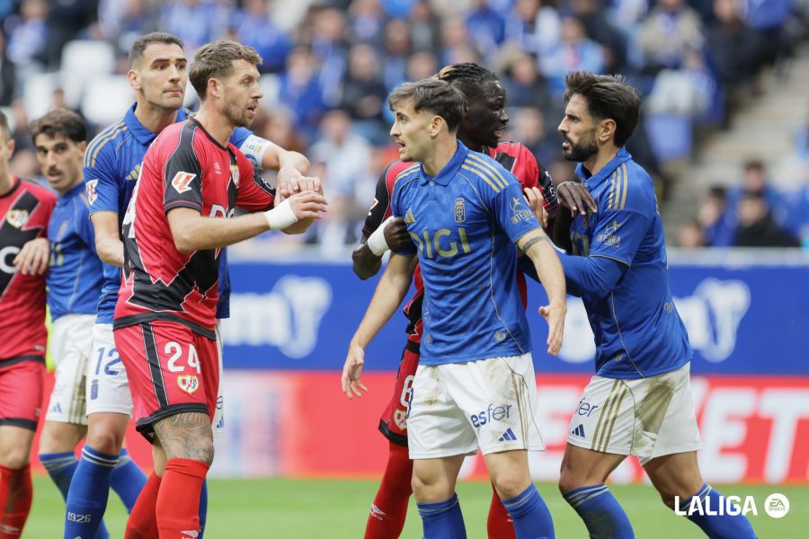 Rayo Vallecano vs Real Oviedo: «Hay que hacer bueno el punto ante el Athletic»